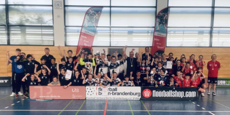 U13: Tegel Tigers verteidigen den Titel, Eisbären Juniors I erneut Zweiter