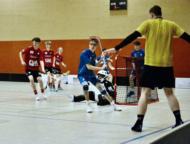 Spitzenspiel der U17 Großfeld Tabellenführer