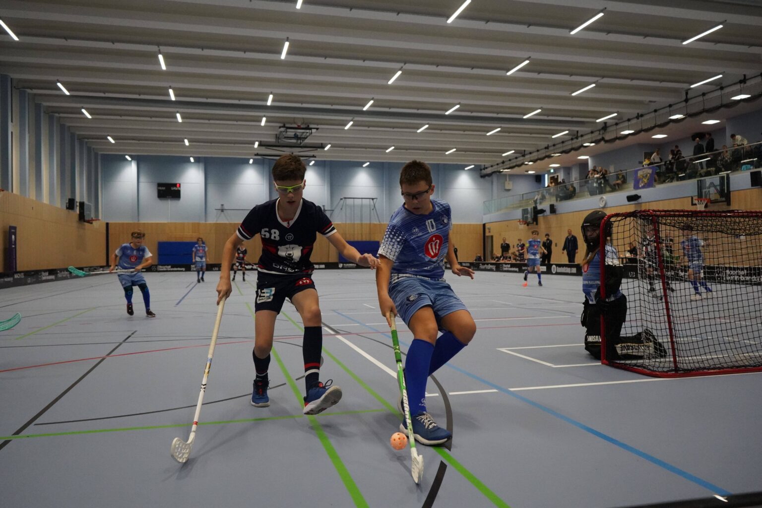 Premiere bei FloorballBB – Erster Spieltag der U13 Großfeldliga