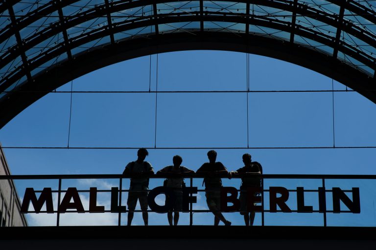 Street Floorball Tour begeistert in der Mall of Berlin 
