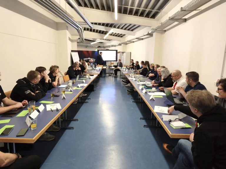 Foto der Teilnehmer an der DV von Floorballl Deutschland in Zwickau am 12. April 2026